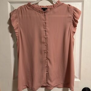 ✨ Coral/Peach Work Top from Ann Taylor ✨